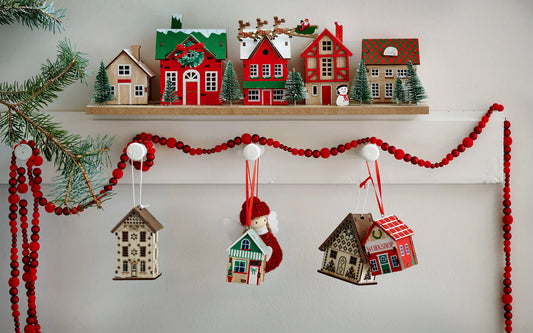 10 Easy Christmas Decorating Hacks You'll Love