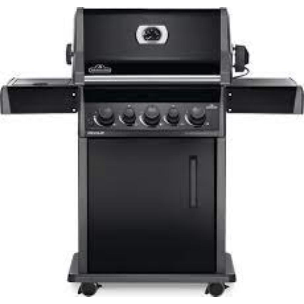 Napoleon RogueÂ® 425 Gas BBQ Grill with Rear and Side Burner - Black