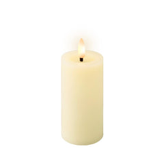 Lumineo BO Led Wax Candle with Flame Effect 5 x 12.5cm