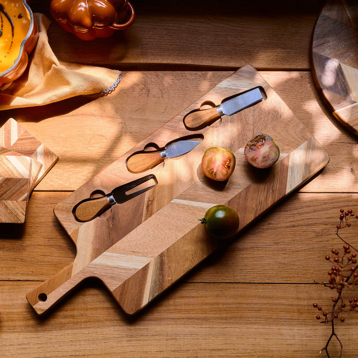 Homla Serving Board  Nevado  With 3 Knives  48X20 Cm