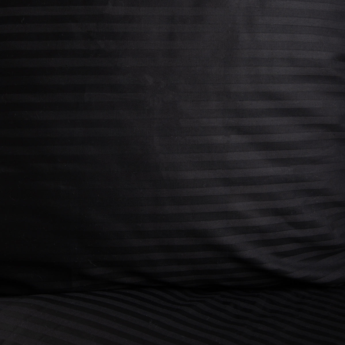 Homla Duvet Agnes 220x200+2*70x80cm - Satin Black